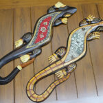 Ahşap Duvara Asmali Kertenkele Figürü