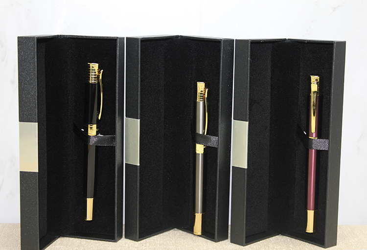 Kutulu Tekli Tükenmez Kalem Model 22